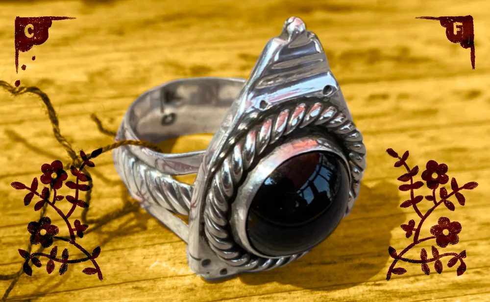 Onyx, Sterling silver ring